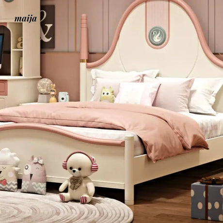 Pink Swan Children's Bed from BETTYLEI