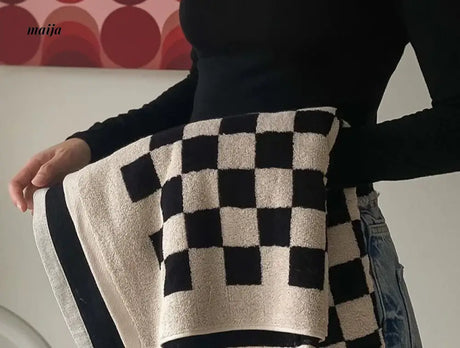 NUANYOU Chessboard Grid Cotton Bath Towel from maija