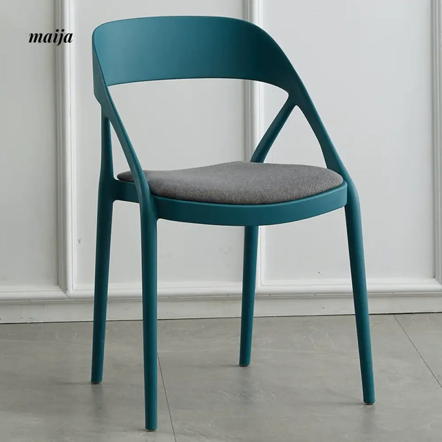 (Set of 2) Haines Plastic Dining Chair