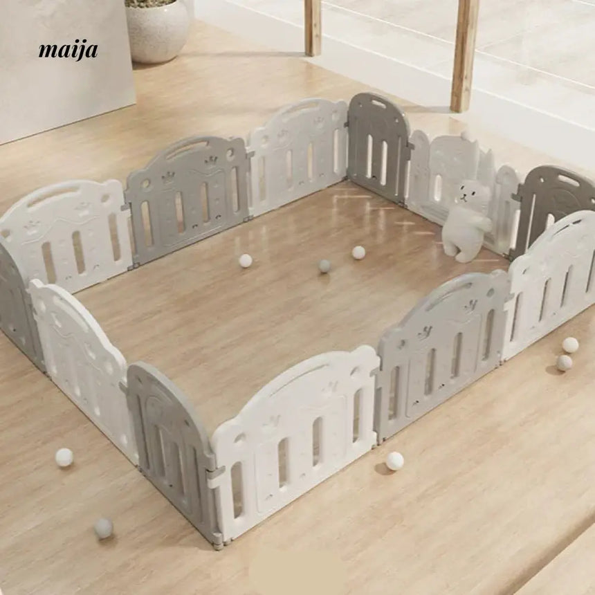 HOBBYTREE Minimalist Baby Playpen from HOBBYTREE