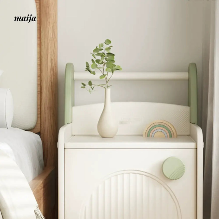 HOBBYTREE Kids' Bedroom Bedside Table from HOBBYTREE