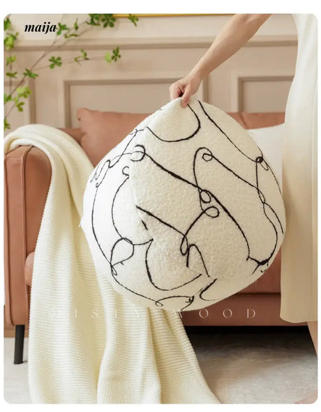 MISTYWOOD Circular Knitted Living Room Cushion from MISTYWOOD