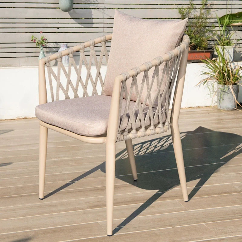 MOJIA Alaric Extendable Metal Lounge Chair for Relaxing Outdoors from MOJIA