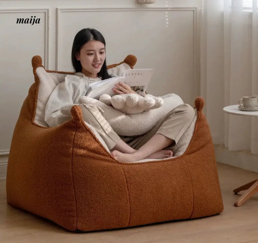 Avoca Fluffy Lounge Chair from Genji Muyu