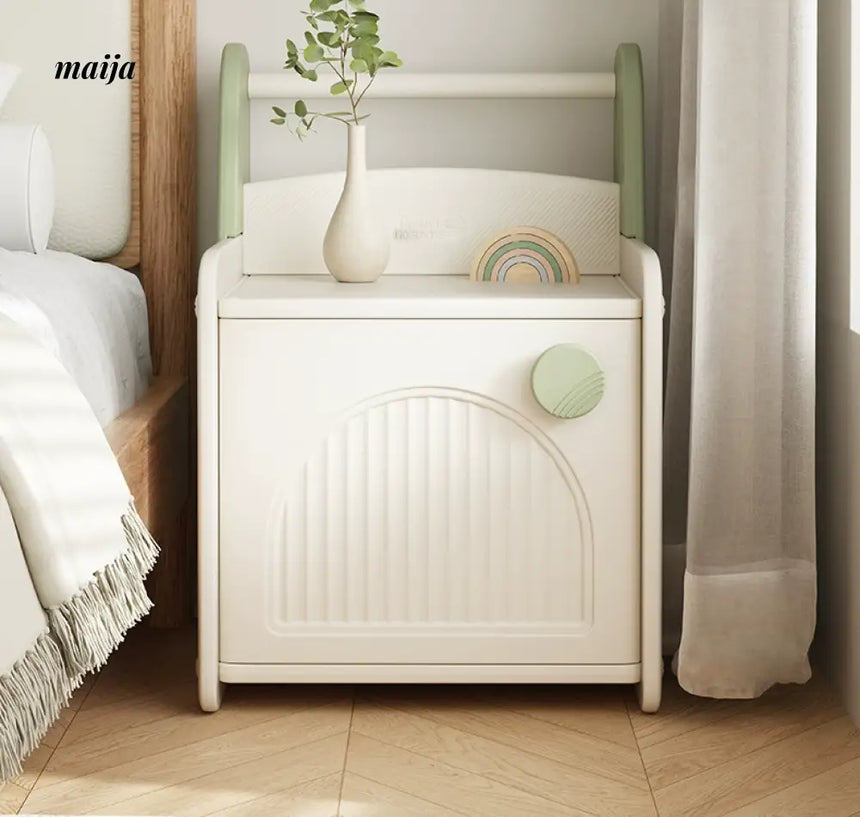 HOBBYTREE Kids' Bedroom Bedside Table from HOBBYTREE
