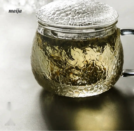 JOTO Hammered Glass Tea Cup with Lid for Thick Tea from MOSE