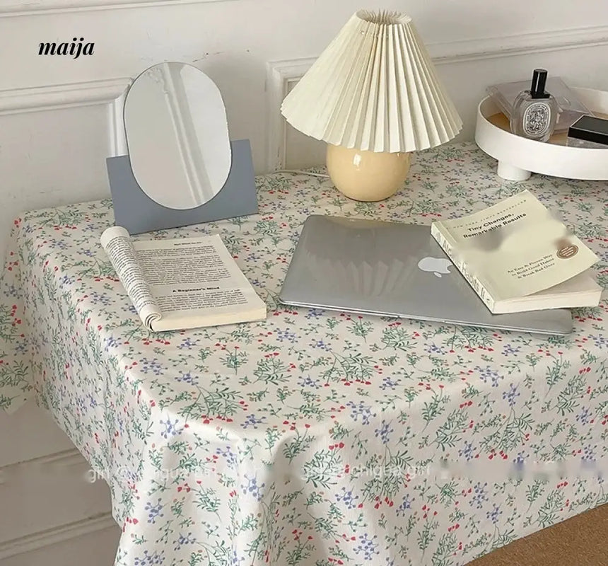 MELONGIRL INS Wind French Broken Flower Table Cloth from MELONGIRL