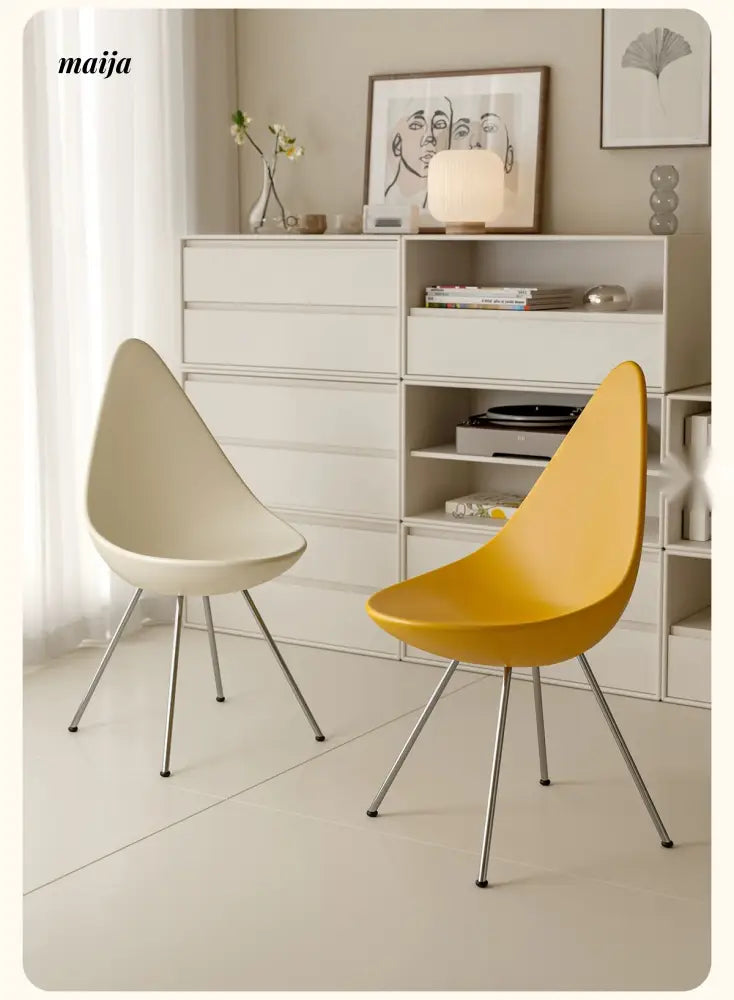 PUMPKIN BOX Designer Highchair for Coffee Table from PUMPKIN BOX