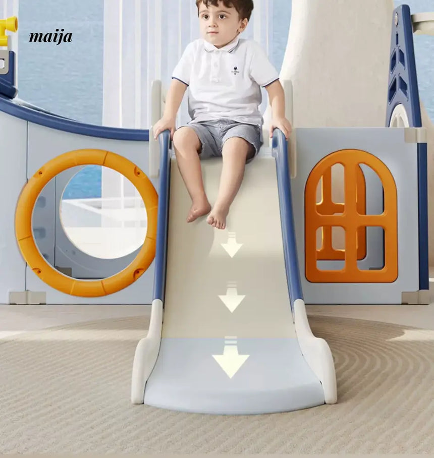 HOBBYTREE Amusement Park Swing Set from HOBBYTREE
