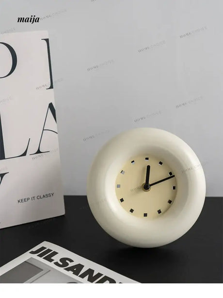 LIVINGPLUS Modern Bedside Watch Decoration from LIVINGPLUS