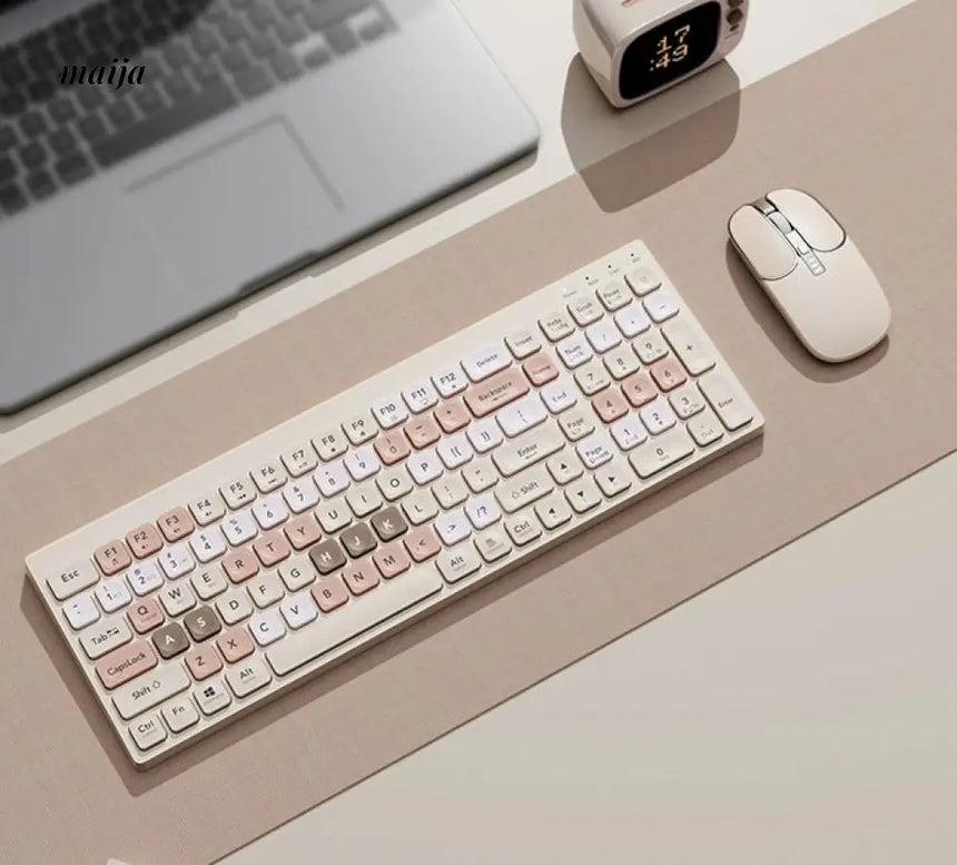 Contrast Wireless Keyboard and Mouse Set from maija
