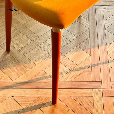 LIFEPOEM Temptation Chair from MODENG