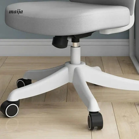 IDESK 801 Study Chair from maija
