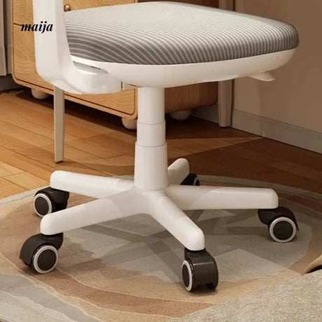 IDESK 601 Study Chair from maija