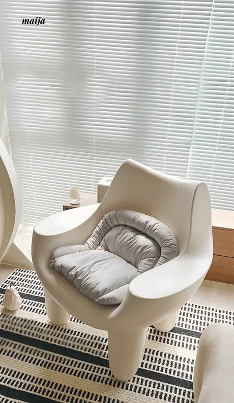 Moomoo Creamy Chair from maija