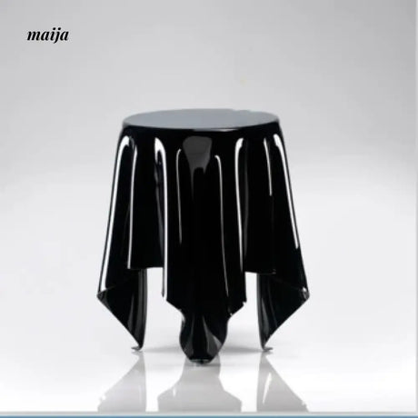 MIKA Transparent Ghost Round Table from MIKA