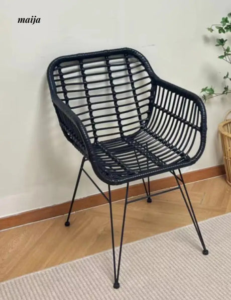 19 DREAM SPACE Outdoor Rattan Table and Chair from 19 DREAM SPACE