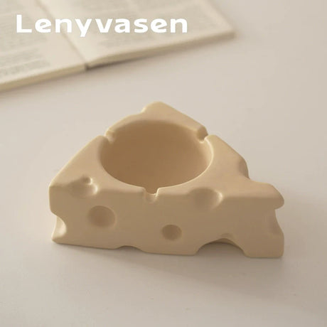 LENYVASEN Nico Advanced Office Ceramic Decor from LENYVASEN