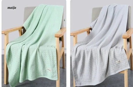 NUANYOU Quick Dry Cotton Gauze Bath Towel from maija