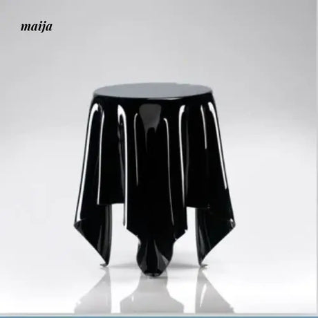 MIKA Transparent Ghost Round Table from MIKA