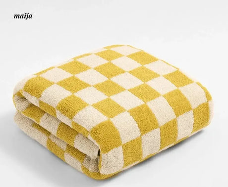 NUANYOU Chessboard Grid Cotton Bath Towel from Nuanyou