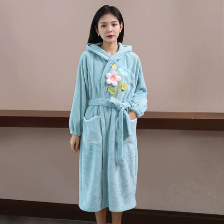 NUANYOU Wearable Bath Towel with Bathrobe from Nuanyou