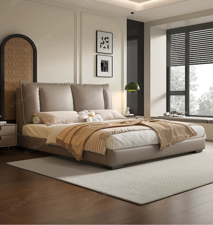 DIPU Rex Italian Luxury Leather Bed from DIPU