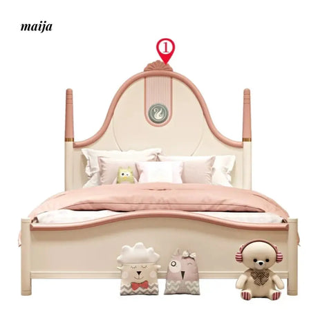 Pink Swan Children's Bed from BETTYLEI