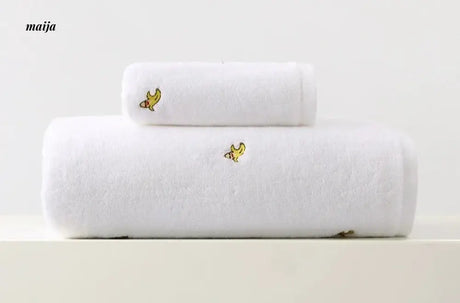 NUANYOU Banana Bath Towel from maija