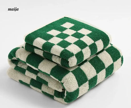 NUANYOU Chessboard Grid Cotton Bath Towel from Nuanyou