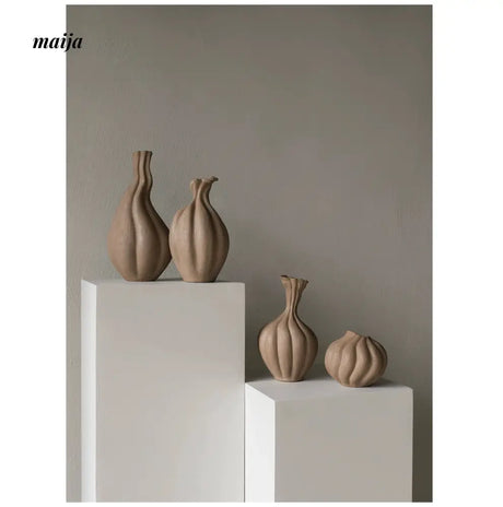 JELLYPAINT Autumn Real Flower Vase from KAWADENO