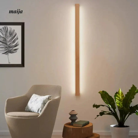 CH LIGHTING Hotel Lamp with Japanese Sconce from HOBBYTREE