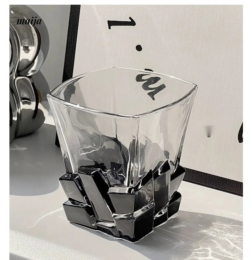 BANKE Small Design Wineglass with Gem from BANKE