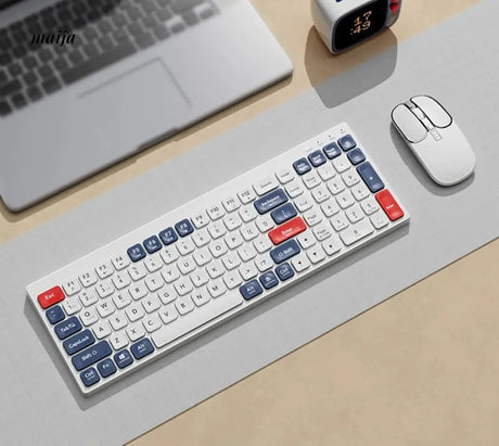 Contrast Wireless Keyboard and Mouse Set from maija