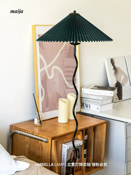 LYNN Minimalistic Umbrella Floor Lamp from Lynn's Lamp