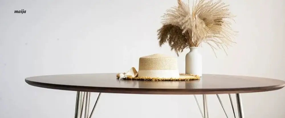 MOODSTORM Lilli Simple Iron Dining Table and Chair Set from Kaiyashi