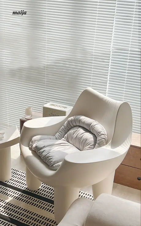 Moomoo Creamy Chair from maija
