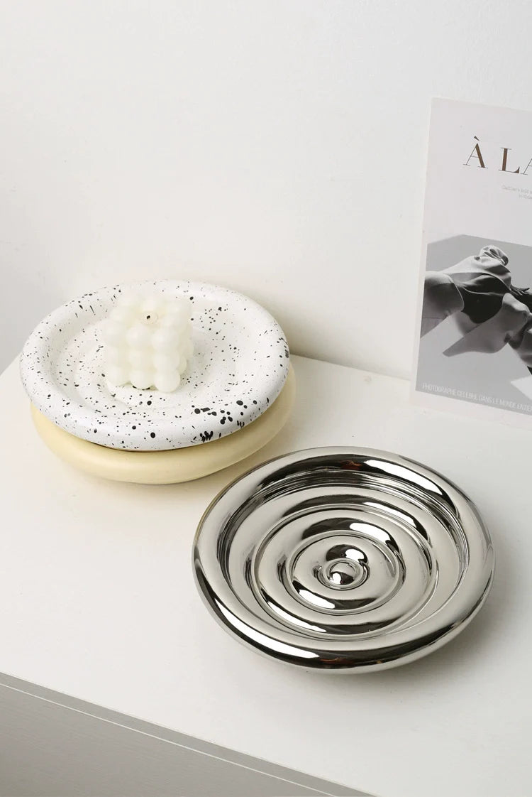 LENYVASEN Kai Bathroom Ceramic Storage Tray from LENYVASEN