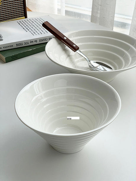 YASUKI Hiroshi Elegant White Ceramic Bowl from YASUKI