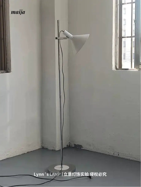 LYNN Scandinavian Retro Floor Lamp from Lynn's Lamp