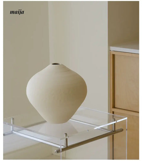 WENSHUO Villa Ceramic Vase from maija