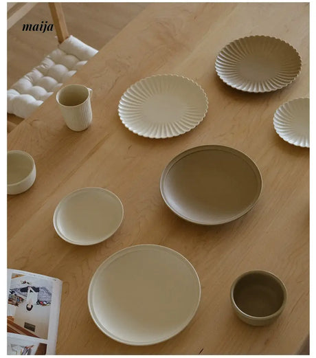 WENSHUO Cream Ceramic Salad Plate from WENSHUO