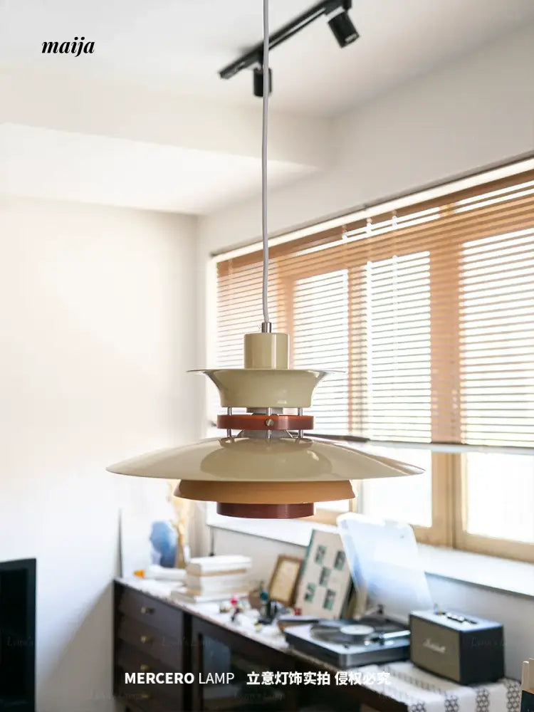 LYNN Nordic Creative Restaurant Chandelier from Lynn's Lamp