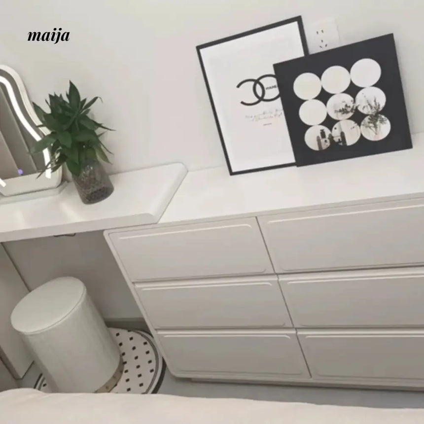 Celia Dressing Table with Cabinet from MODENG