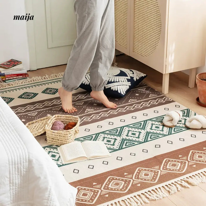 MAN YUE HOME Advanced Retro Carpet for Scandinavian Coffee Tables from MAN YUE HOME