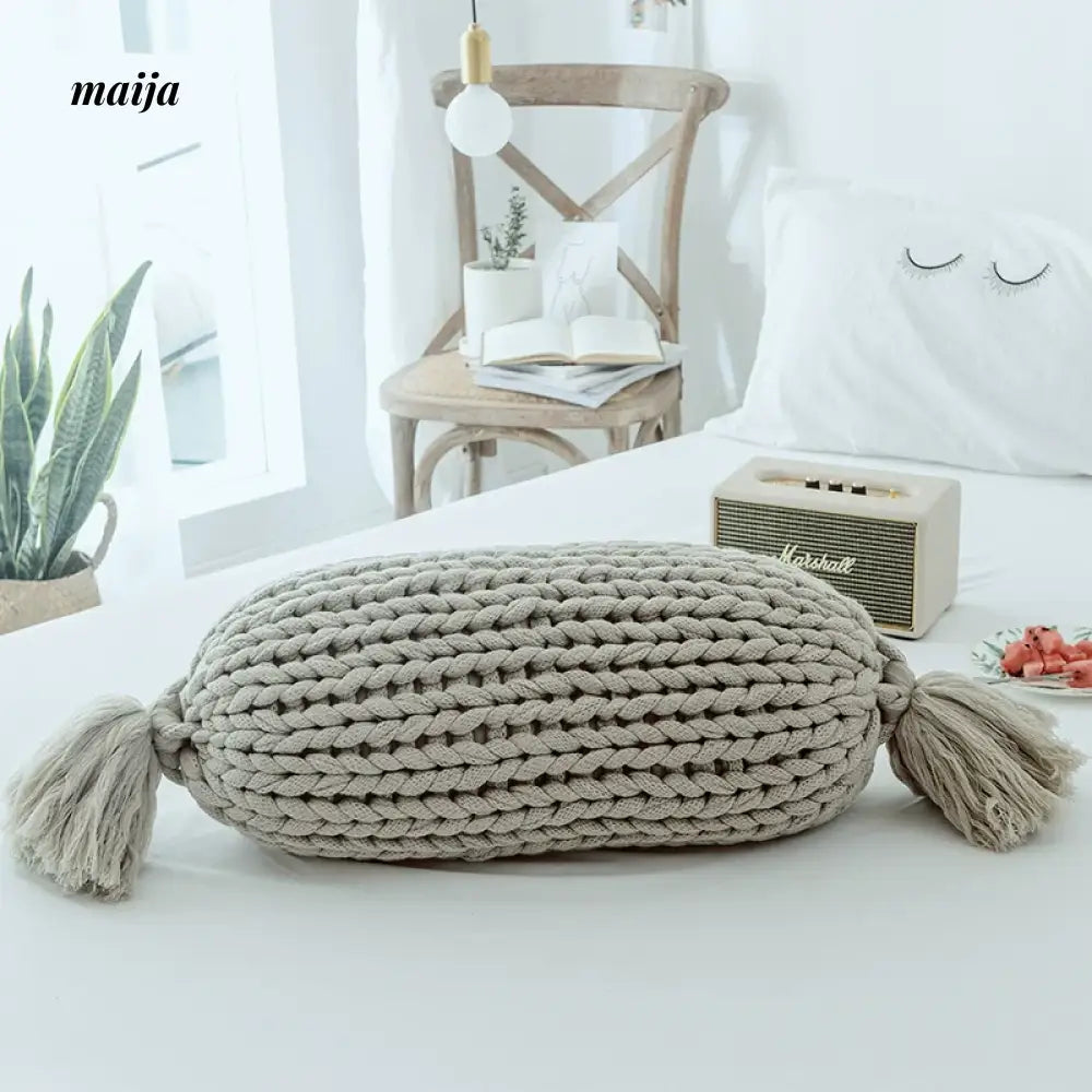 MAN YUE HOME INS Wool Knitted Pillow with Decorative Appeal from MAN YUE HOME