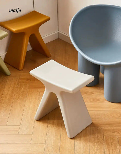Pastel Shoe Changing Bench from maija