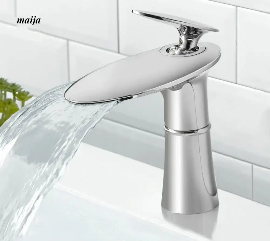 Flying Saucer Copper Waterfall Basin Faucet from Kaiyashi