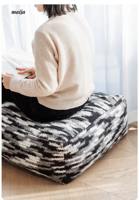 MISTYWOOD Circular Knitted Living Room Cushion from MISTYWOOD