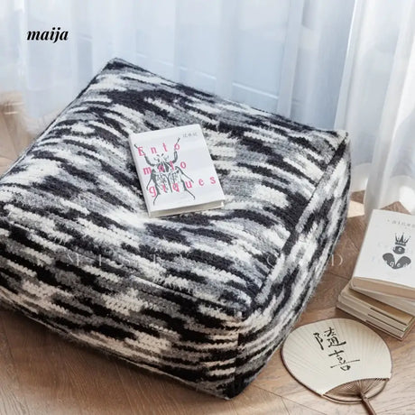 MISTYWOOD Circular Knitted Living Room Cushion from MISTYWOOD
